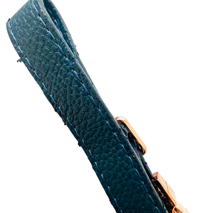 FINISHING ISSUES - Faux Leather Collar - Navy