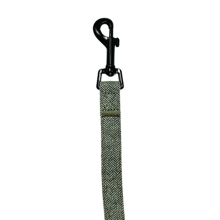 Luxury Tweed Lead in Sage Green