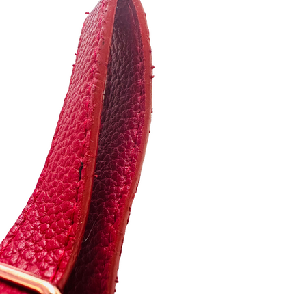FINISHING ISSUES - Faux Leather Collar - Red